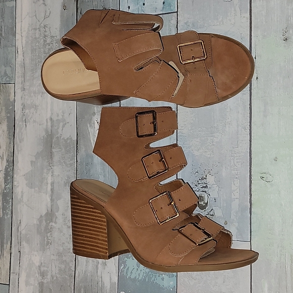 Maurices Brown Heels Size 7.5 - Picture 2 of 6